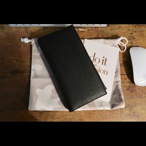 Dange Dover Slim Wallet- Black - Dust Bag Included